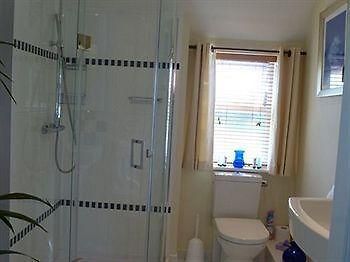 Grove House B And B โซลิฮัล ภายนอก รูปภาพ